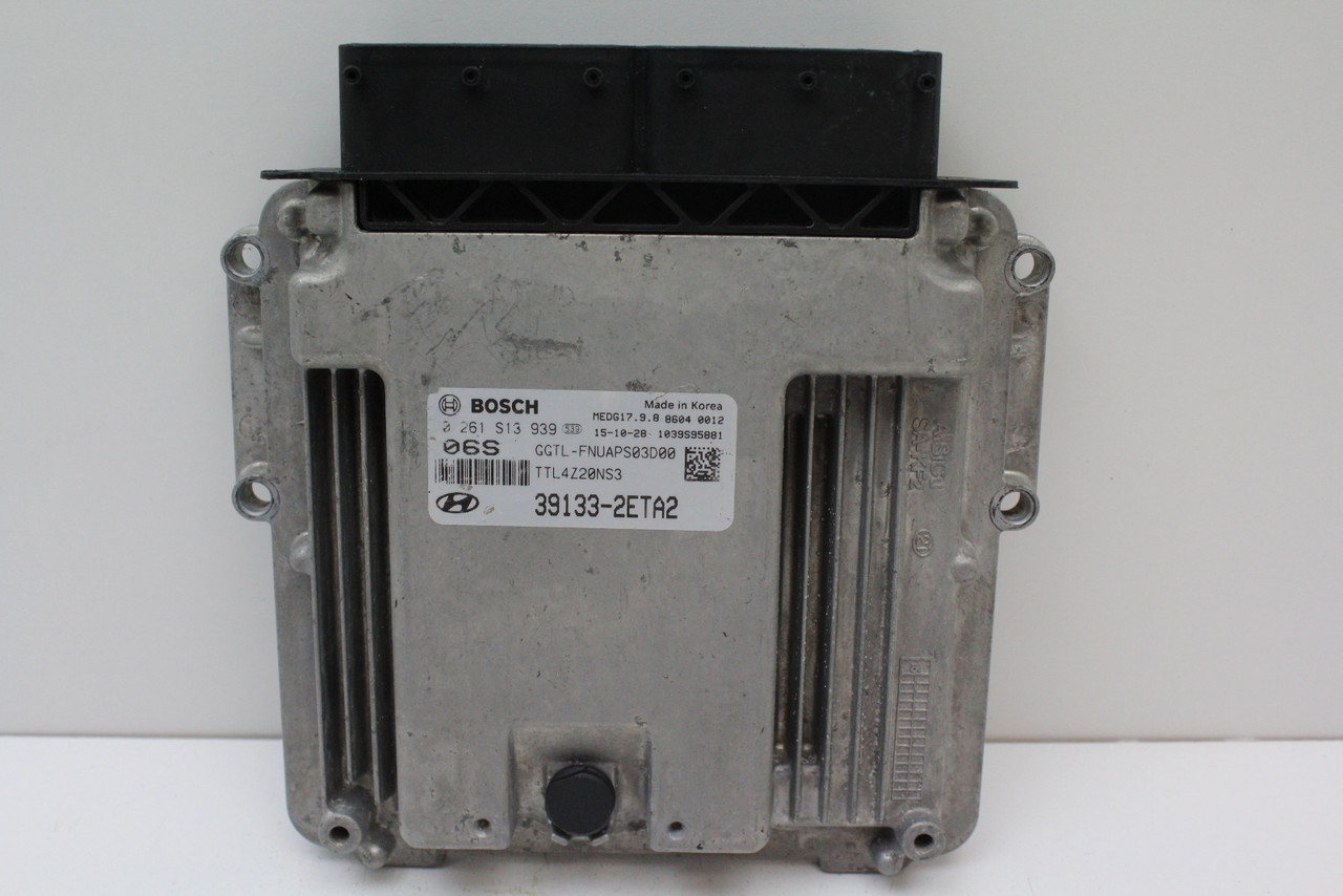 16-18 Hyundai Tucson 39133-2ETA2 Computer Brain Engine Control ECU ECM Module