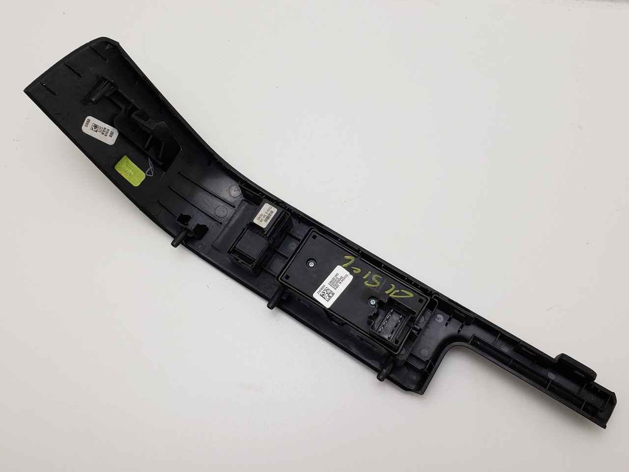 14-18 Chevy Silverado 1500 23436336 Right Front Passenger Window Switch OEM 14-18 Chevy Silverado 1500 23436336 Right Front Passenger Window Switch OEM