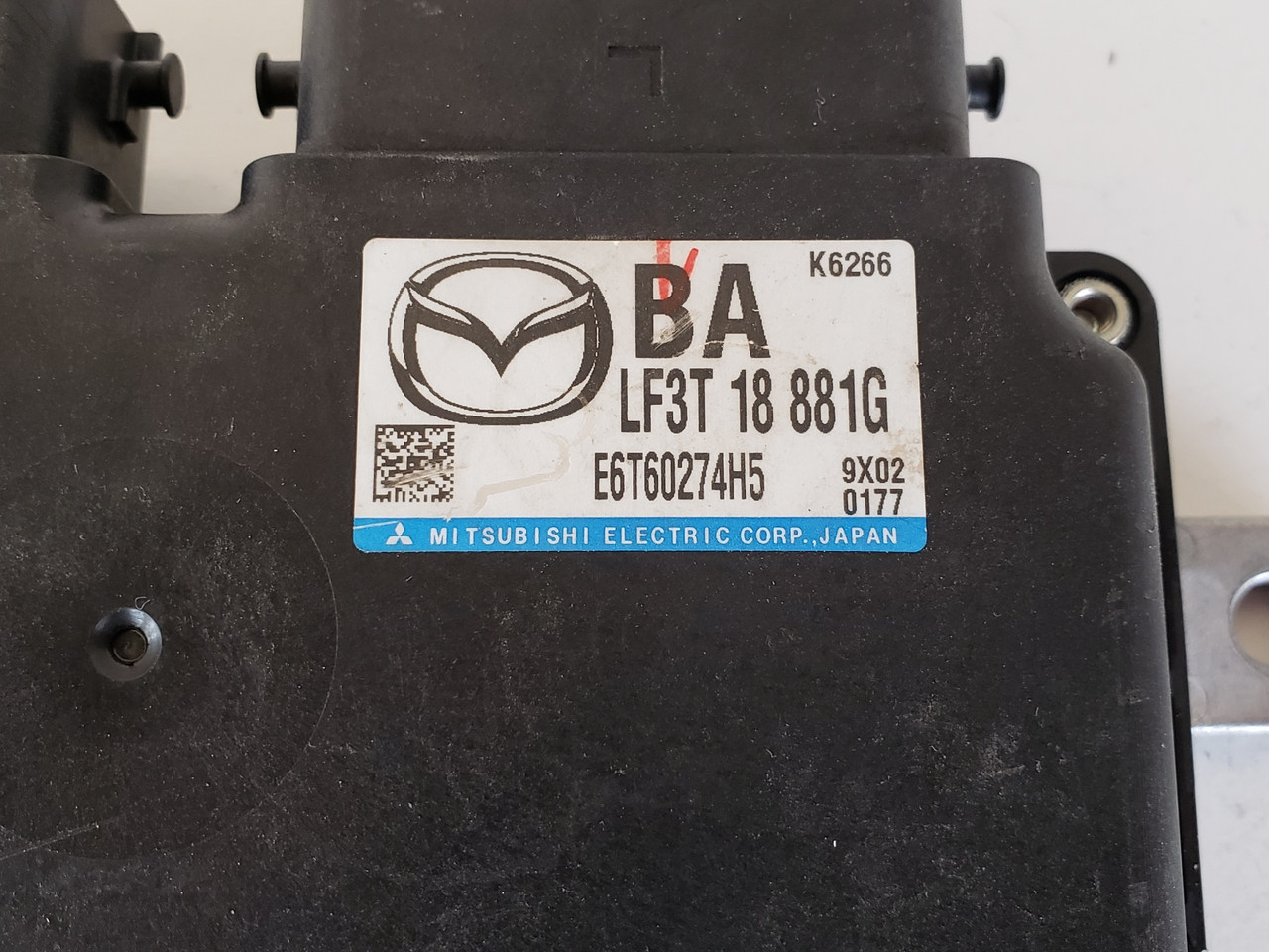 2010 Mazda 3 LF3T 18 881G Computer Brain Engine Control ECU ECM EBX Module