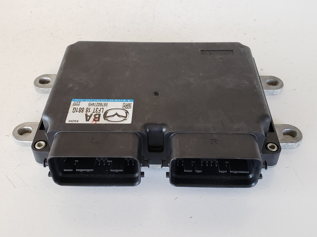 2010 Mazda 3 LF3T 18 881G Computer Brain Engine Control ECU ECM EBX Module