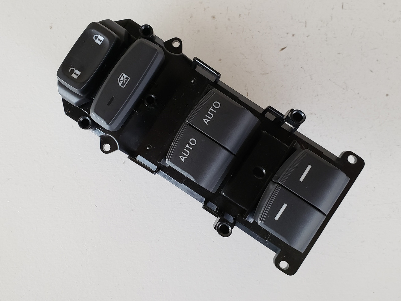 16 17 18 Honda Civic Drivers Side Left Master Window Switch OEM 16 17 18 Honda Civic Drivers Side Left Master Window Switch OEM