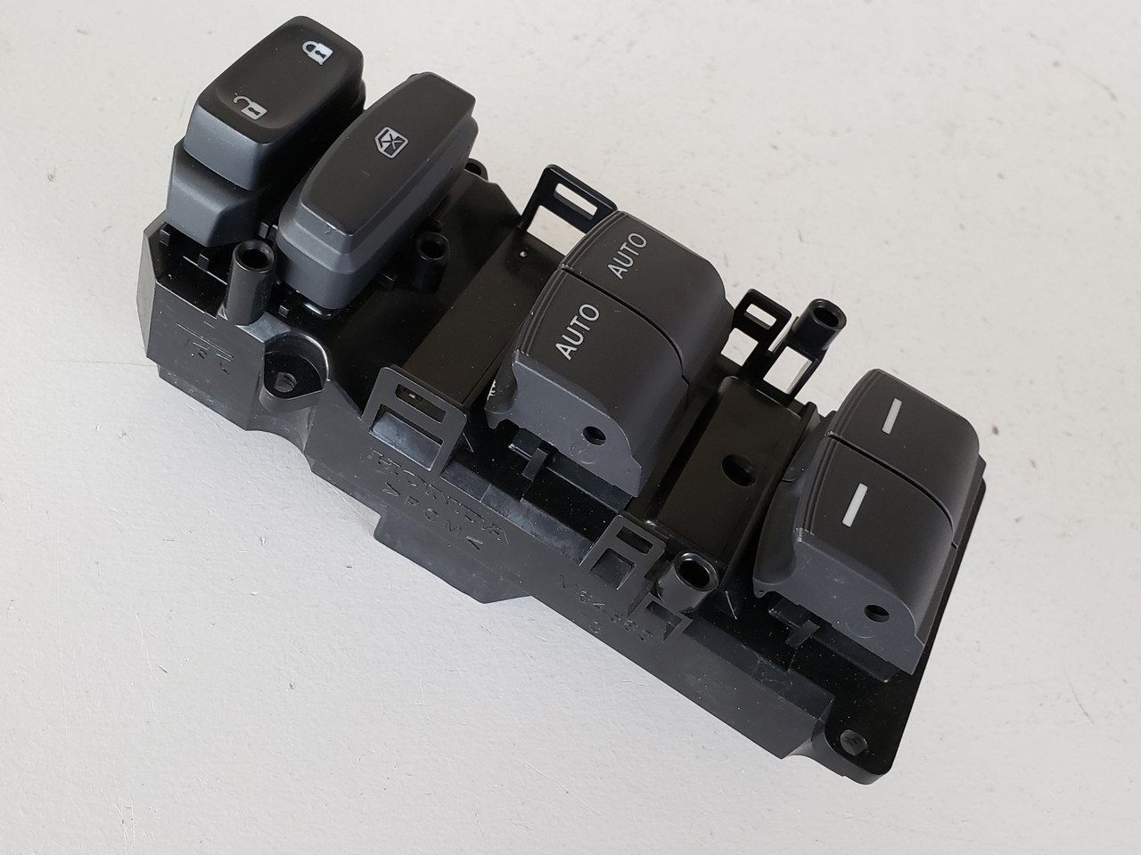 16 17 18 Honda Civic Drivers Side Left Master Window Switch OEM 16 17 18 Honda Civic Drivers Side Left Master Window Switch OEM