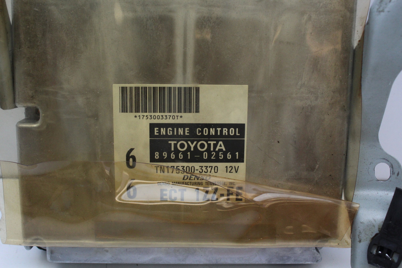1999 99 Toyota Corolla 89661-02561 Computer Engine Control ECU ECM EBX Module