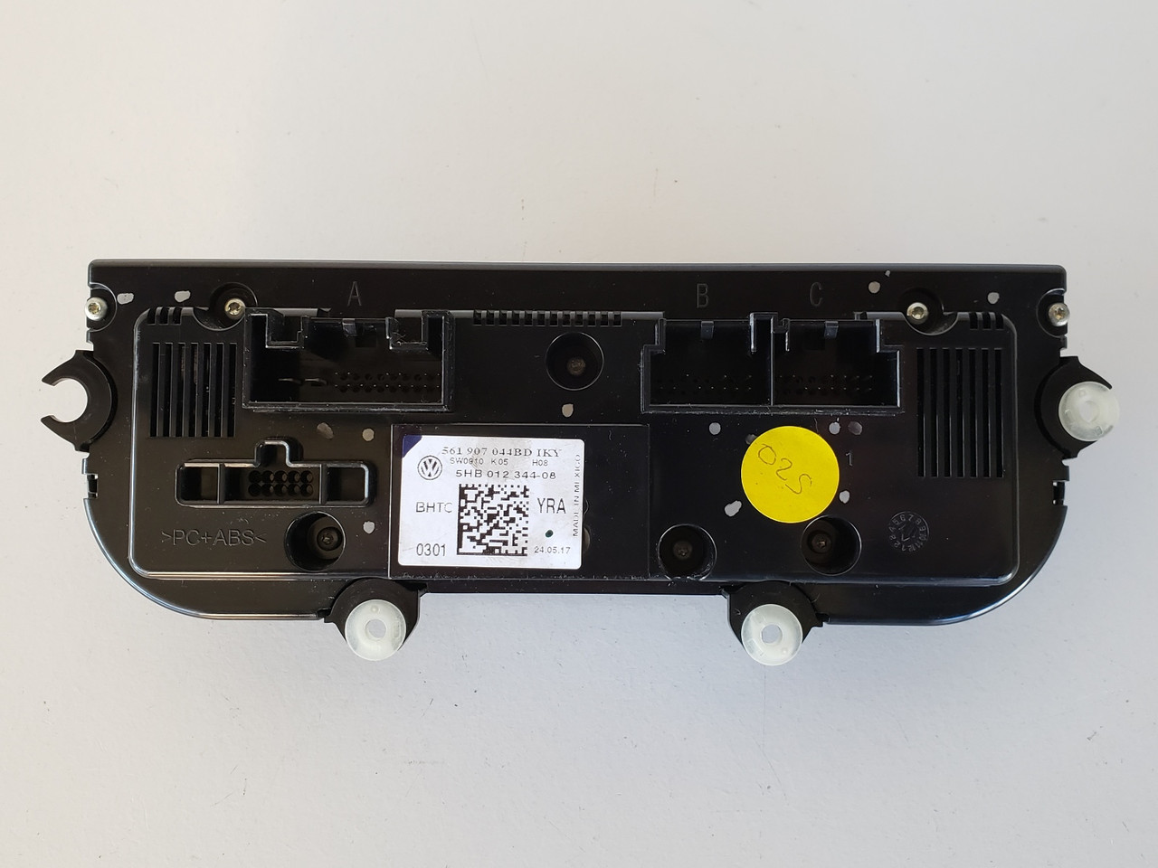 16-18 VW Passat 5HB 012 344-08 Climate Control Panel Temperature Unit A/C Heater 16-18 VW Passat 5HB 012 344-08 Climate Control Panel Temperature Unit A/C Heater