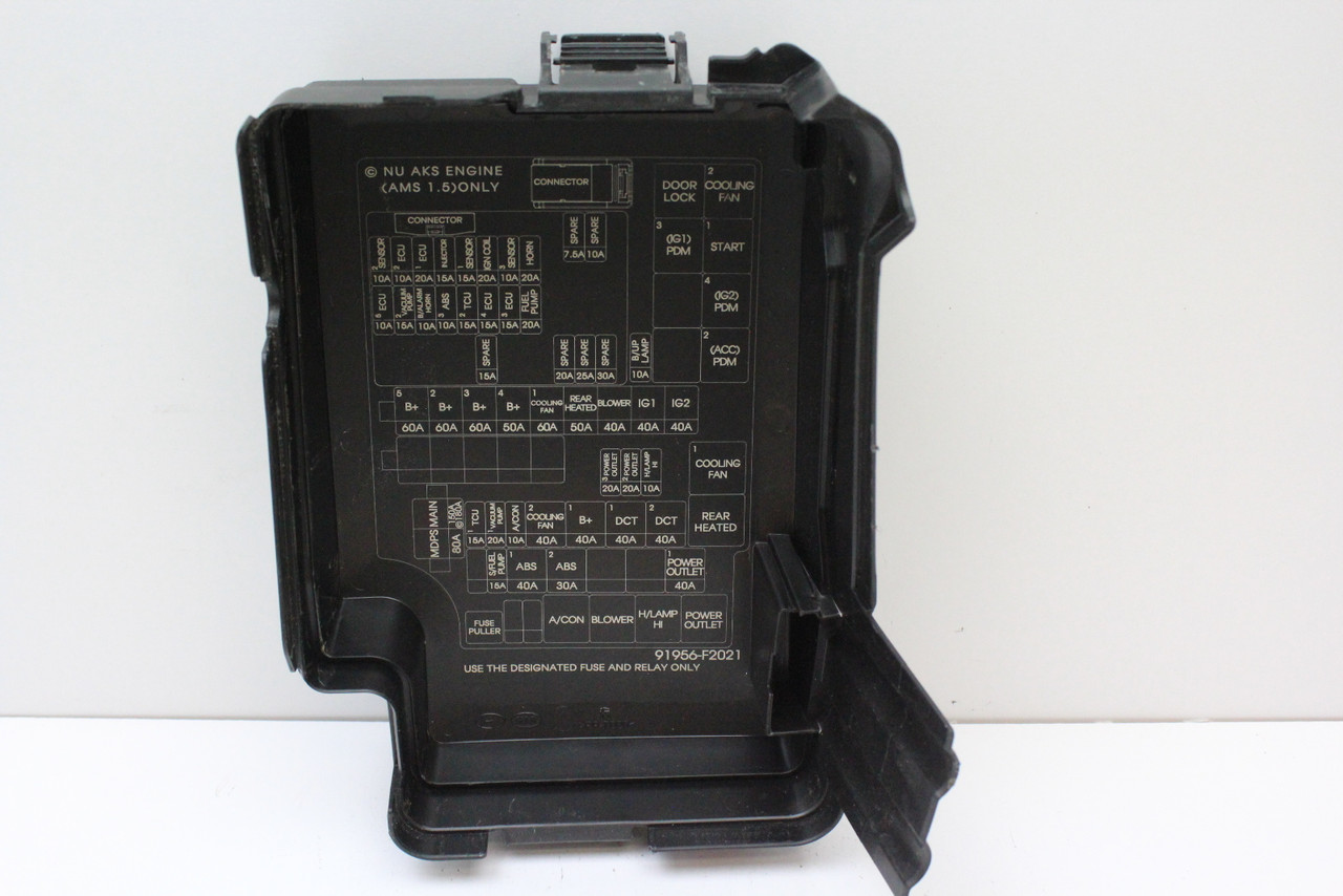 2017 17 Hyundai Elantra 91200-F3263 Fusebox Fuse Box Relay Unit Module