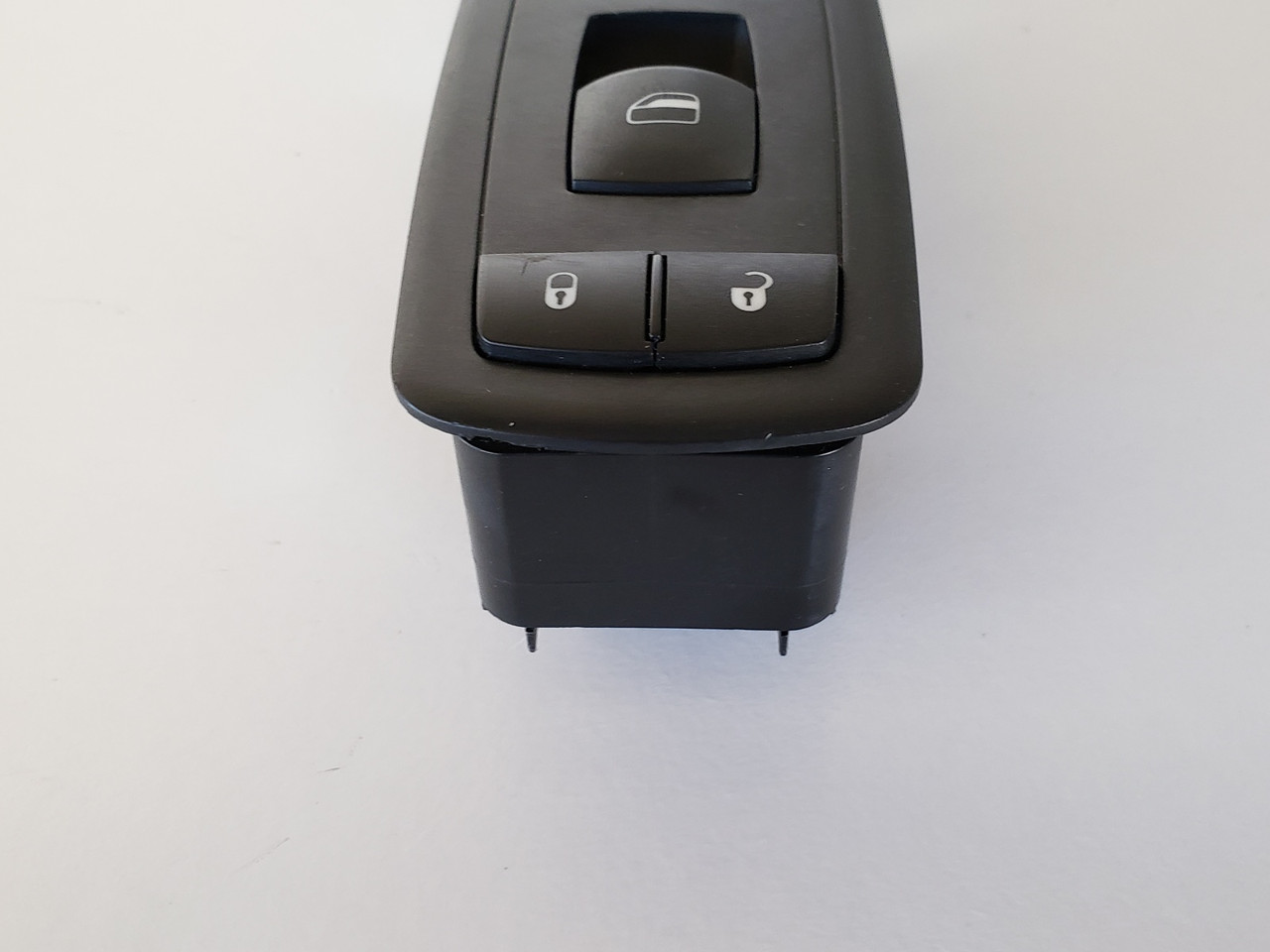 11-16 Dodge Journey 68084002AB Right Front RH Passenger Window Switch OEM 11-16 Dodge Journey 68084002AB Right Front RH Passenger Window Switch OEM