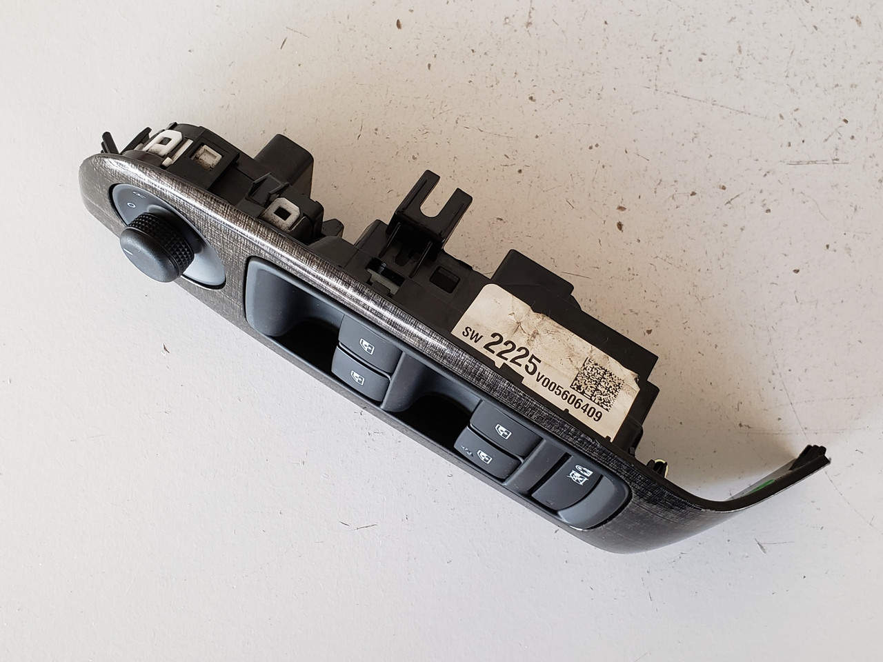 13 Chevrolet Chevy Malibu Drivers Side Left Master Window Switch OEM 13 Chevrolet Chevy Malibu Drivers Side Left Master Window Switch OEM