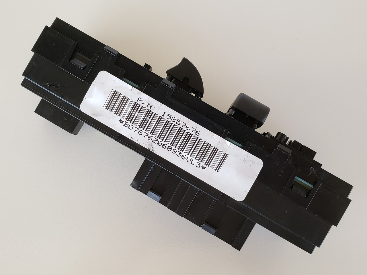 06-09 Chevy Trailblazer 15857676 Right Front Passenger Window Switch OEM