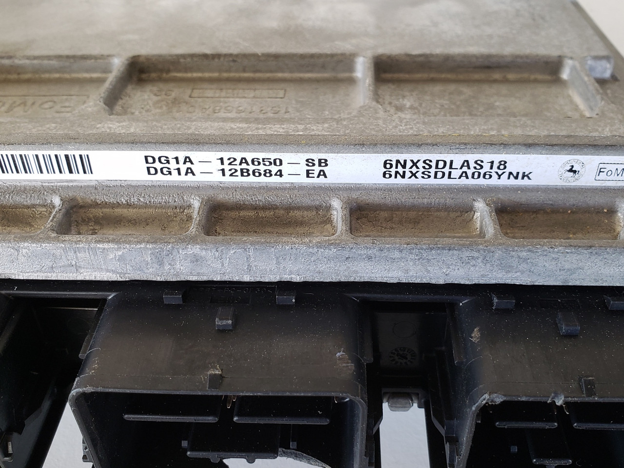 2013-2016 Lincoln MKS DG1A-12A650-SB Computer Engine Control ECU ECM EBX Module