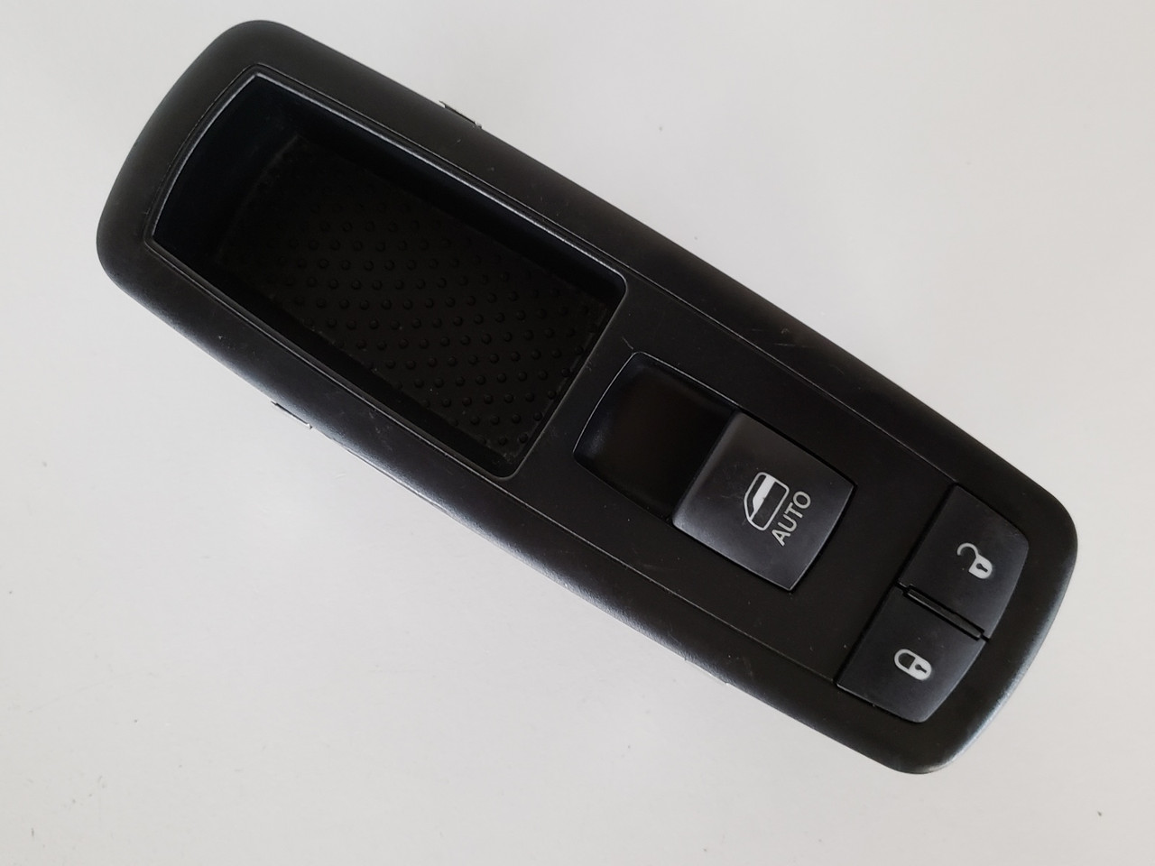 08-12 Jeep Liberty 04602544AG Right Front Passenger Window Switch OEM