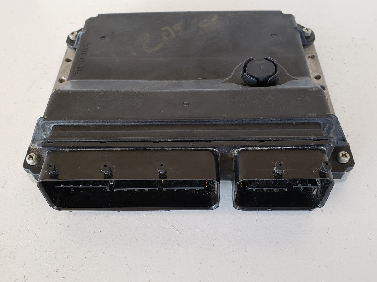 2008 Toyota Yaris 89661-52G51 Computer Brain Engine Control