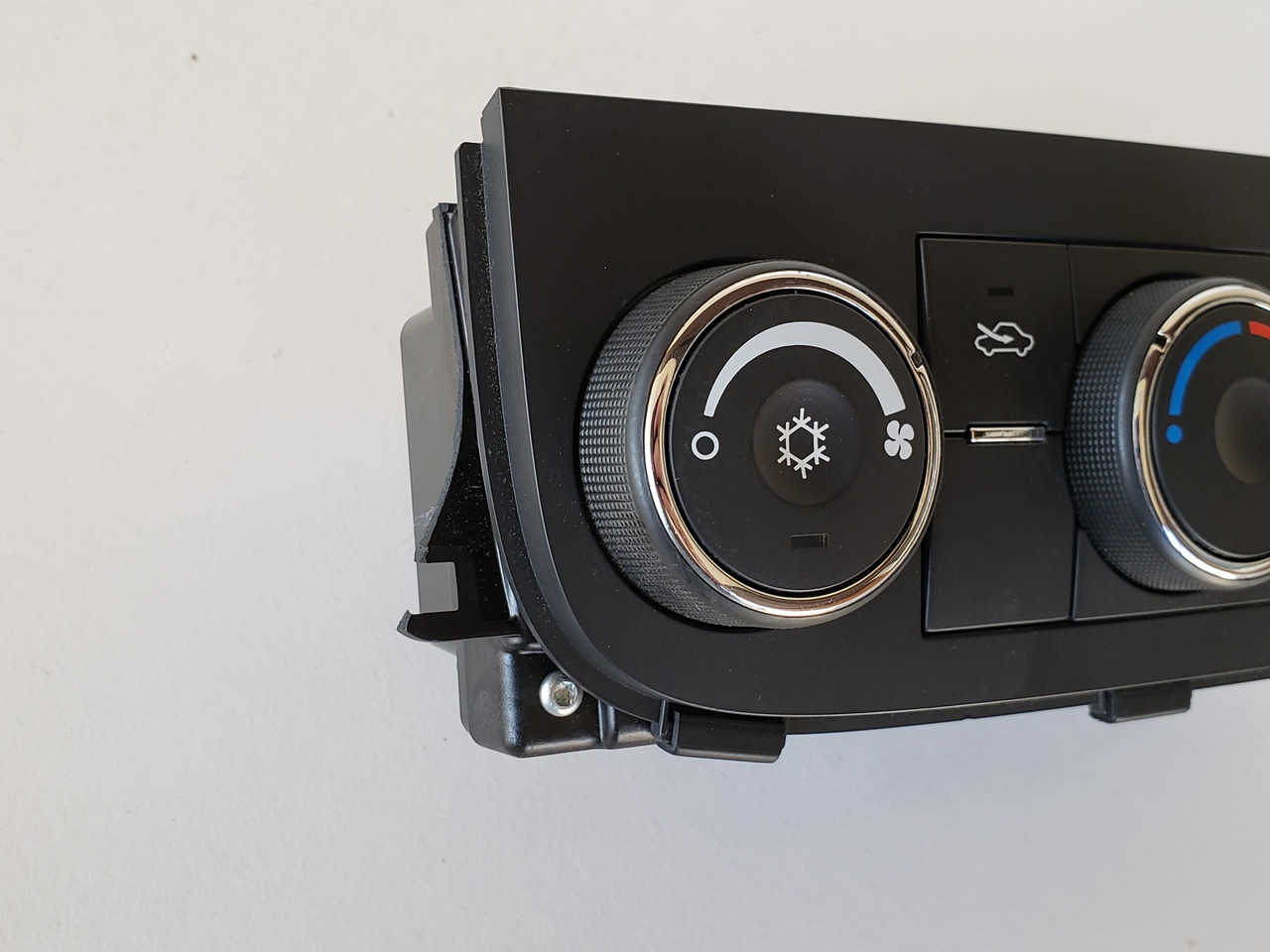 06-08 Chevy Impala 15879273 Climate Control Panel Temperature Unit A/C Heater