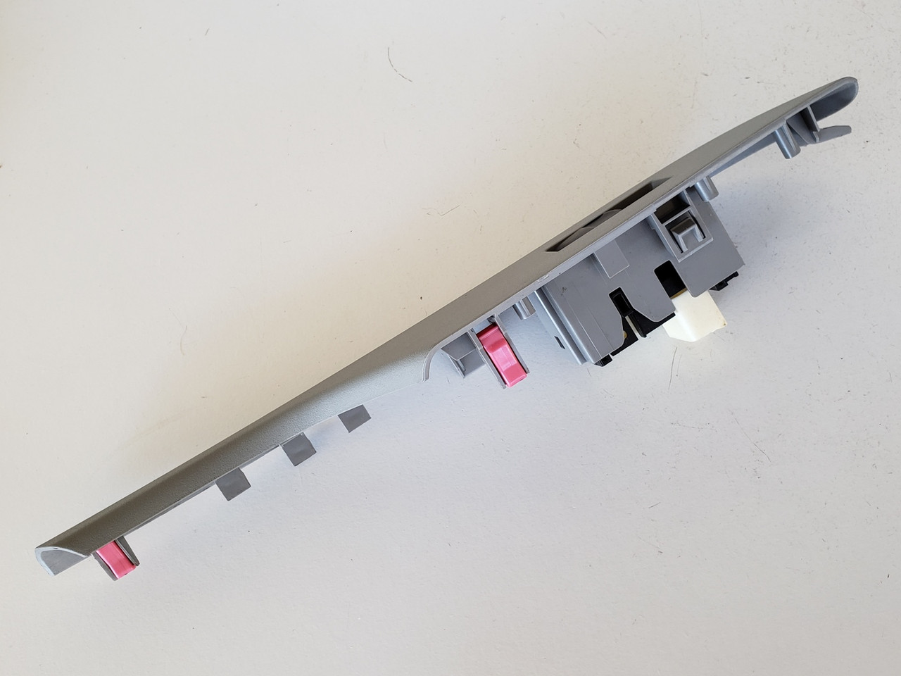 09-13 Toyota Corolla 74271-12230 Right Rear Passenger Window Switch OEM 09-13 Toyota Corolla 74271-12230 Right Rear Passenger Window Switch OEM