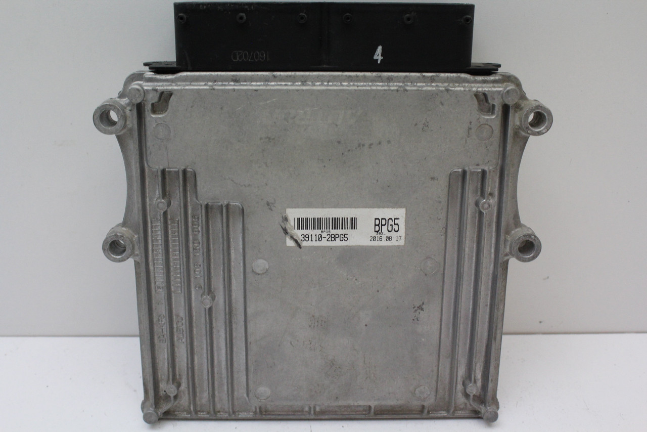 17 18 Kia Soul 39110-2BPG5 Computer Brain Engine Control ECU ECM EBX Module
