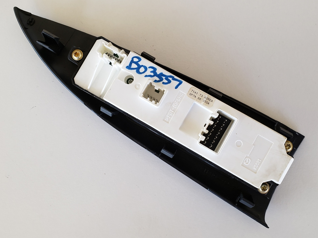 06-08 Mazda 6 GP7A 66 350A Drivers Side Left Master Window Switch