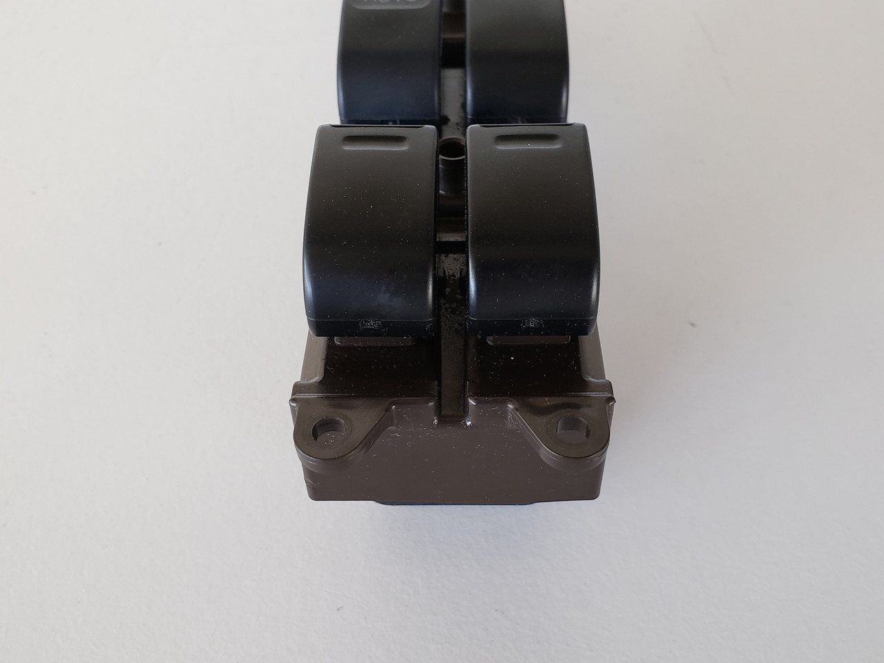 02-06 Toyota Camry SE LE 84820-33170 Drivers Side Left Master Window Switch OEM