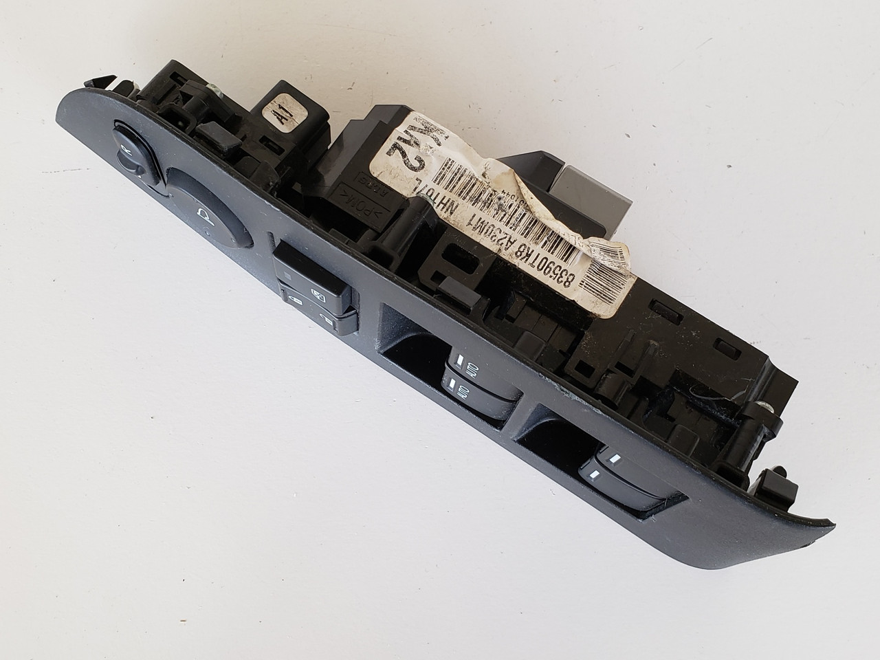 14-17 Odyssey Touring 35750-TK8-A51 Drivers Side Left Master Window Switch OEM