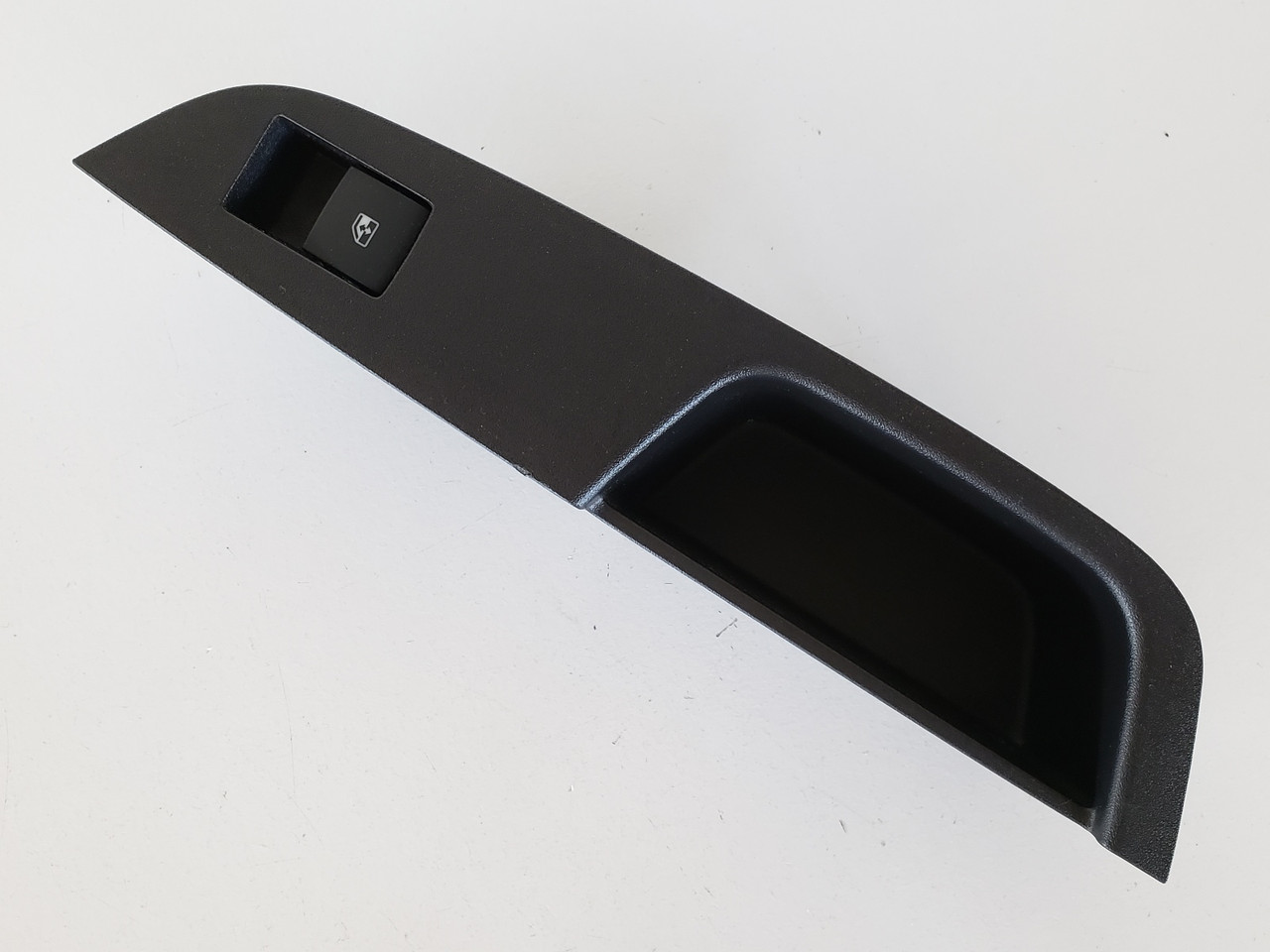 10-17 Chevy Equinox 20933566 LH Left Rear Passenger Window Switch OEM 10-17 Chevy Equinox 20933566 LH Left Rear Passenger Window Switch OEM