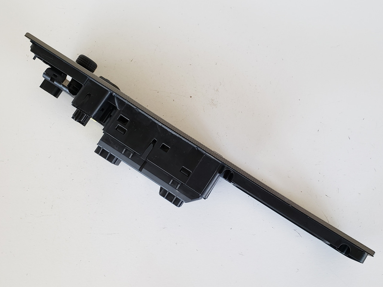 15-17 Ford Expedition FL1T-14540-AAW Drivers Side Left Master Window Switch OEM 15-17 Ford Expedition FL1T-14540-AAW Drivers Side Left Master Window Switch OEM