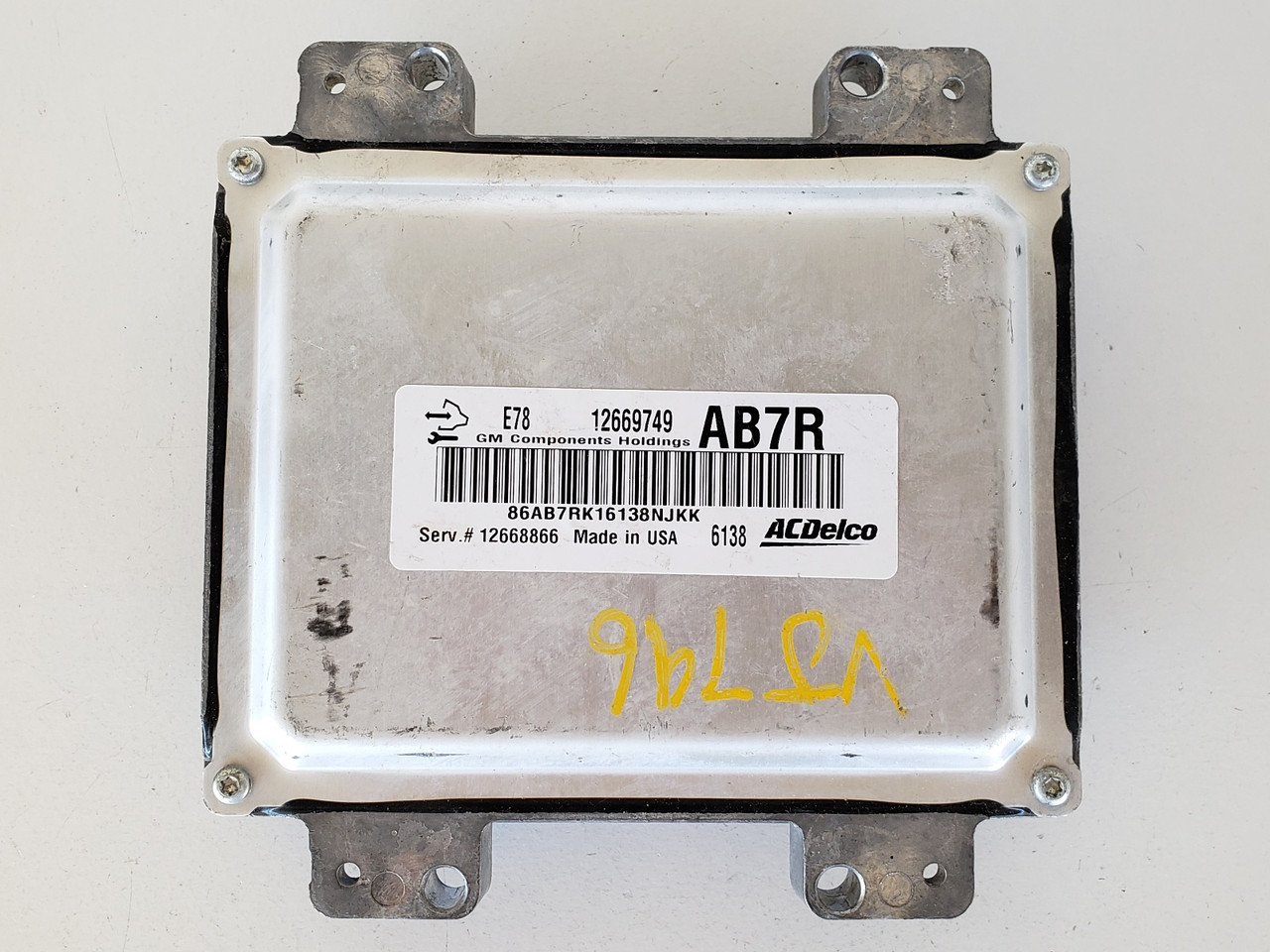 2016 Chevy Trax 12668866 Computer Brain Engine Control ECU ECM EBX Module