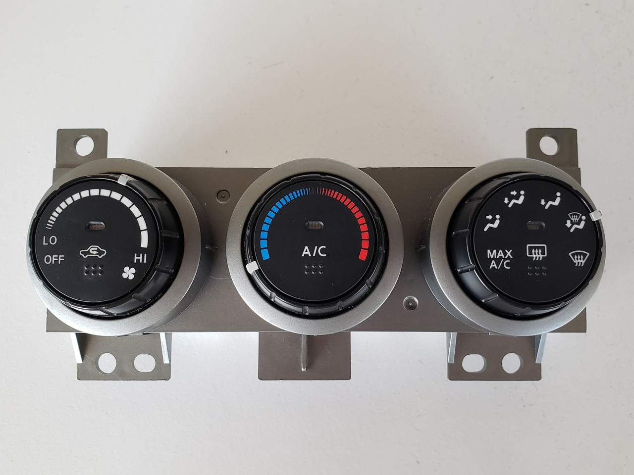 11-15 Nissan Rogue 27500 1VL0A Climate Control Panel Temperature