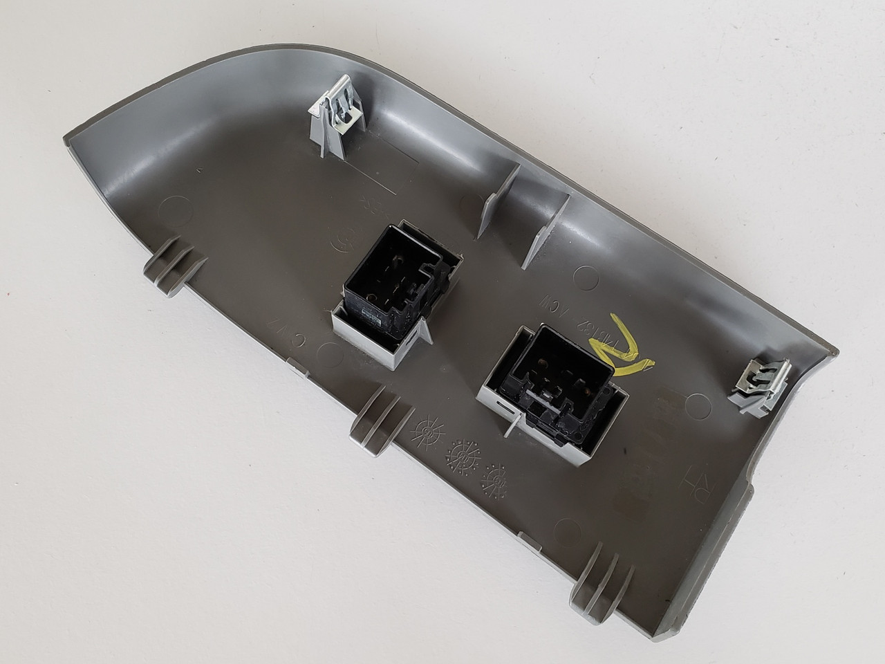 04-08 Ford F-150 F150 5L1T-14017-AAW Right Front Passenger Window Switch OEM