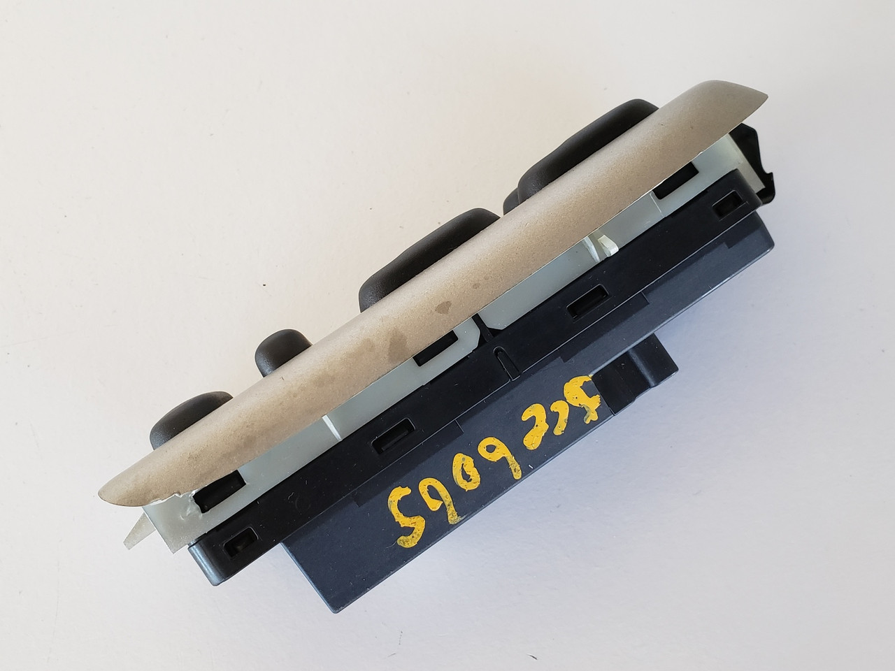 01-07 Mazda Tribute 3L8T-14540-AA0JA6 Drivers Side Left Master Window Switch OEM