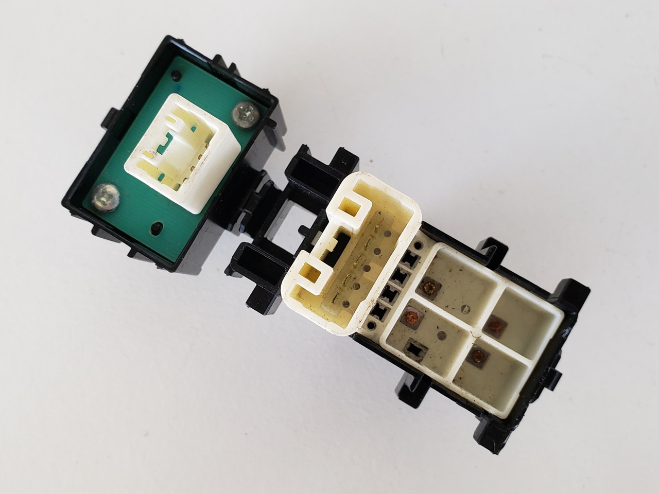 14-18 Toyota Corolla Right Front Passenger Window Switch OEM 14-18 Toyota Corolla Right Front Passenger Window Switch OEM