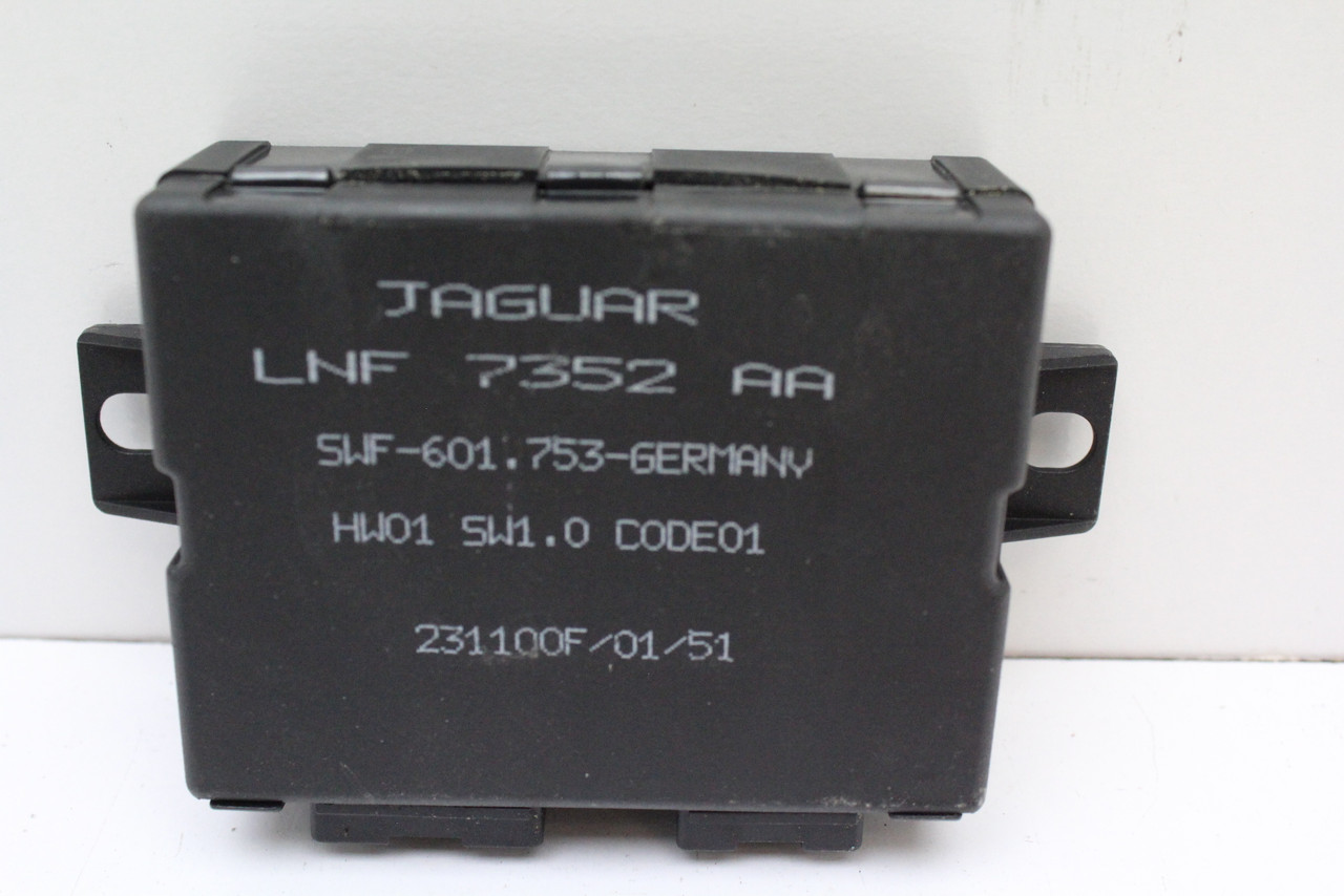 00-03 Jaguar XJ8 LNF7352AA Driver Park Assist Control Module