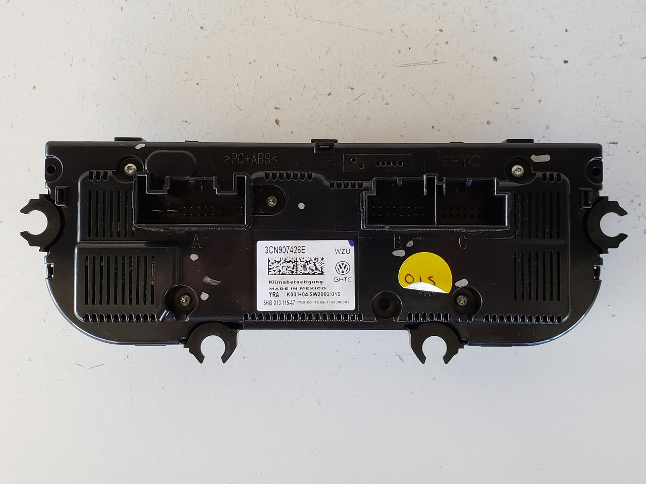 18 19 Volkswagen VW Atlas Climate Control Panel Temperature Unit A/C Heater 18 19 Volkswagen VW Atlas Climate Control Panel Temperature Unit A/C Heater
