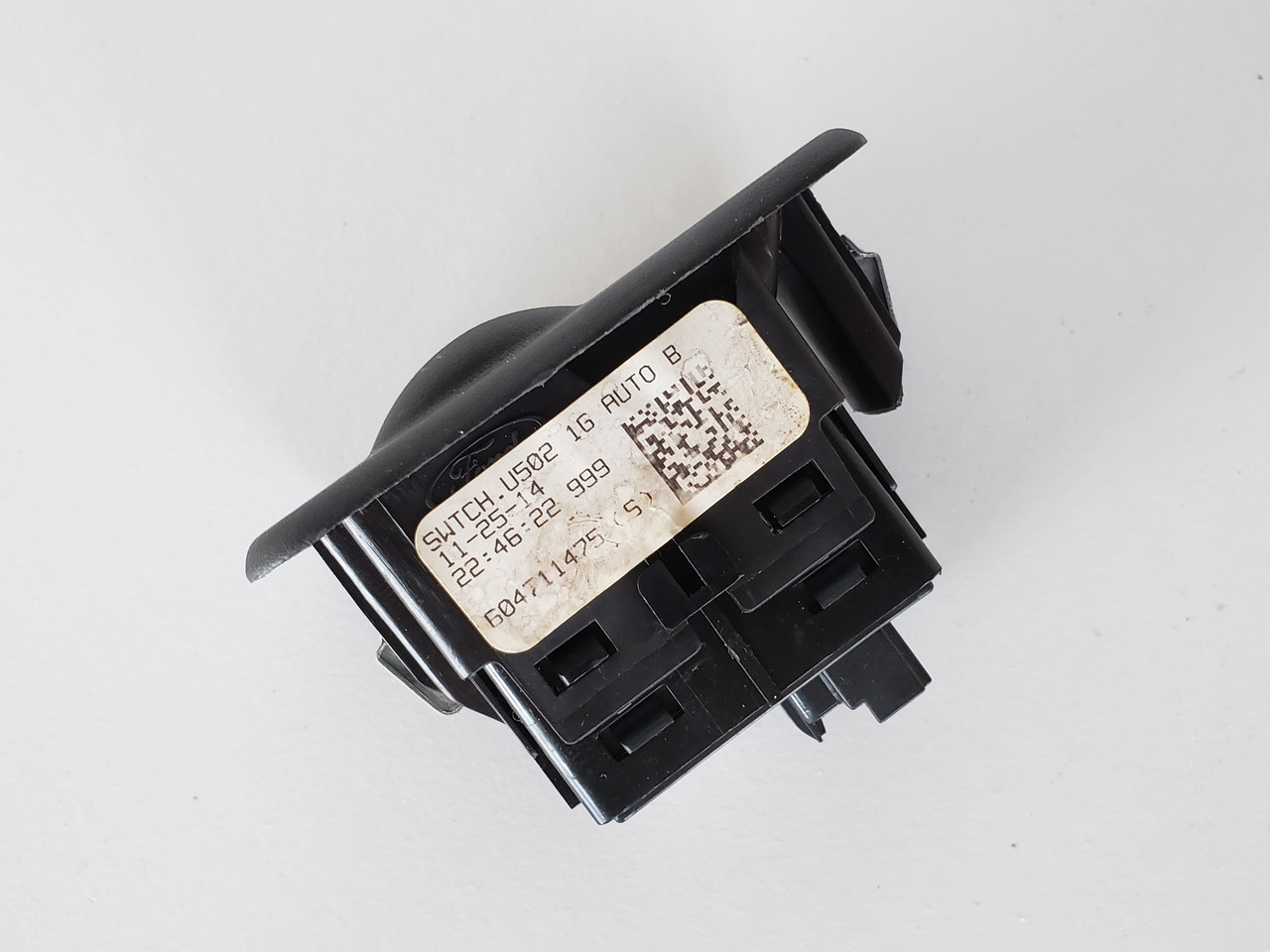 10-12 Ford Taurus BB5T-14529-BDW Left / Right Rear Passenger Window Switch OEM 10-12 Ford Taurus BB5T-14529-BDW Left / Right Rear Passenger Window Switch OEM