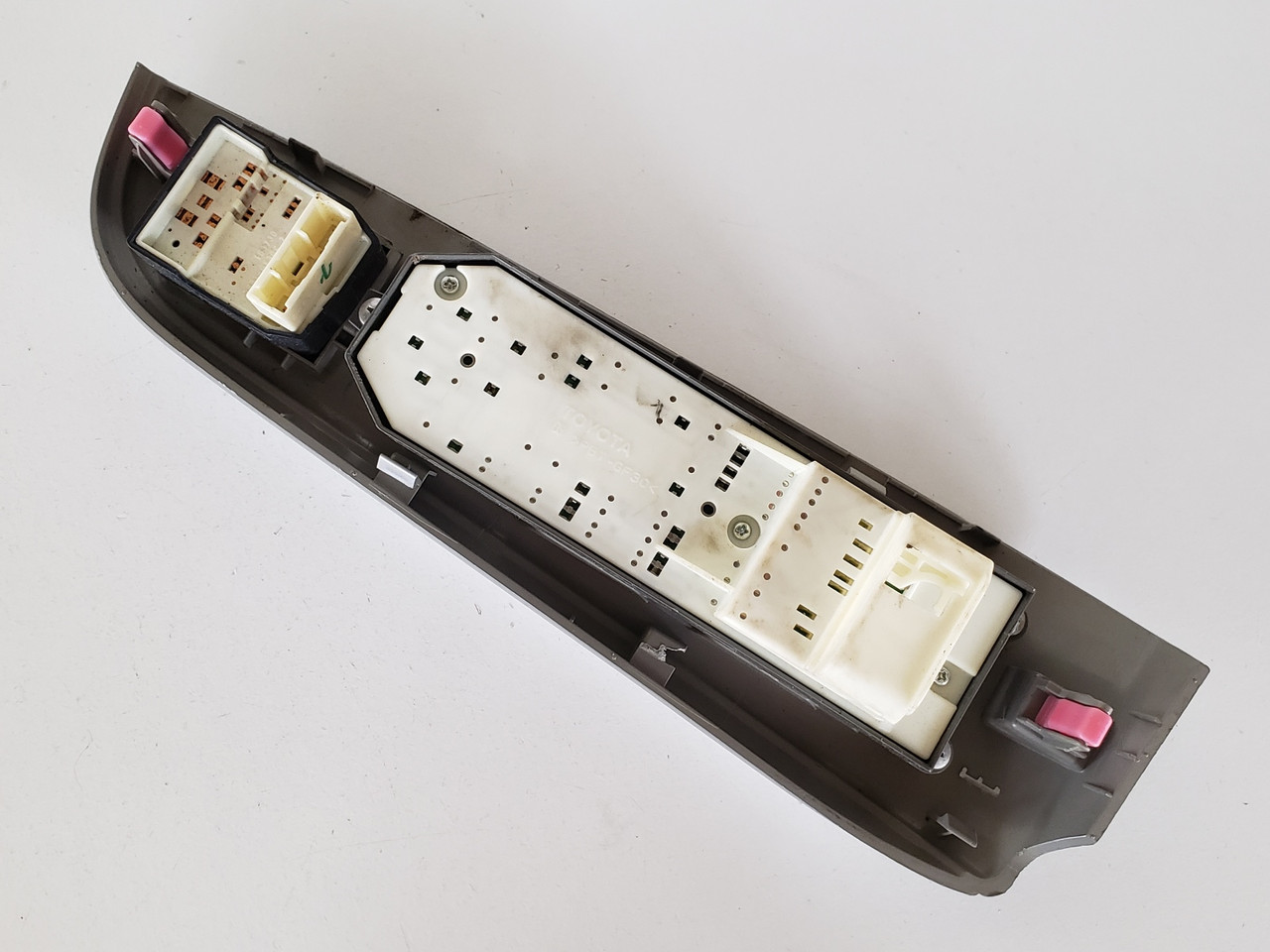 07-14 Toyota Camry XLE 84820-06060 Drivers Side Left Master Window Switch OEM