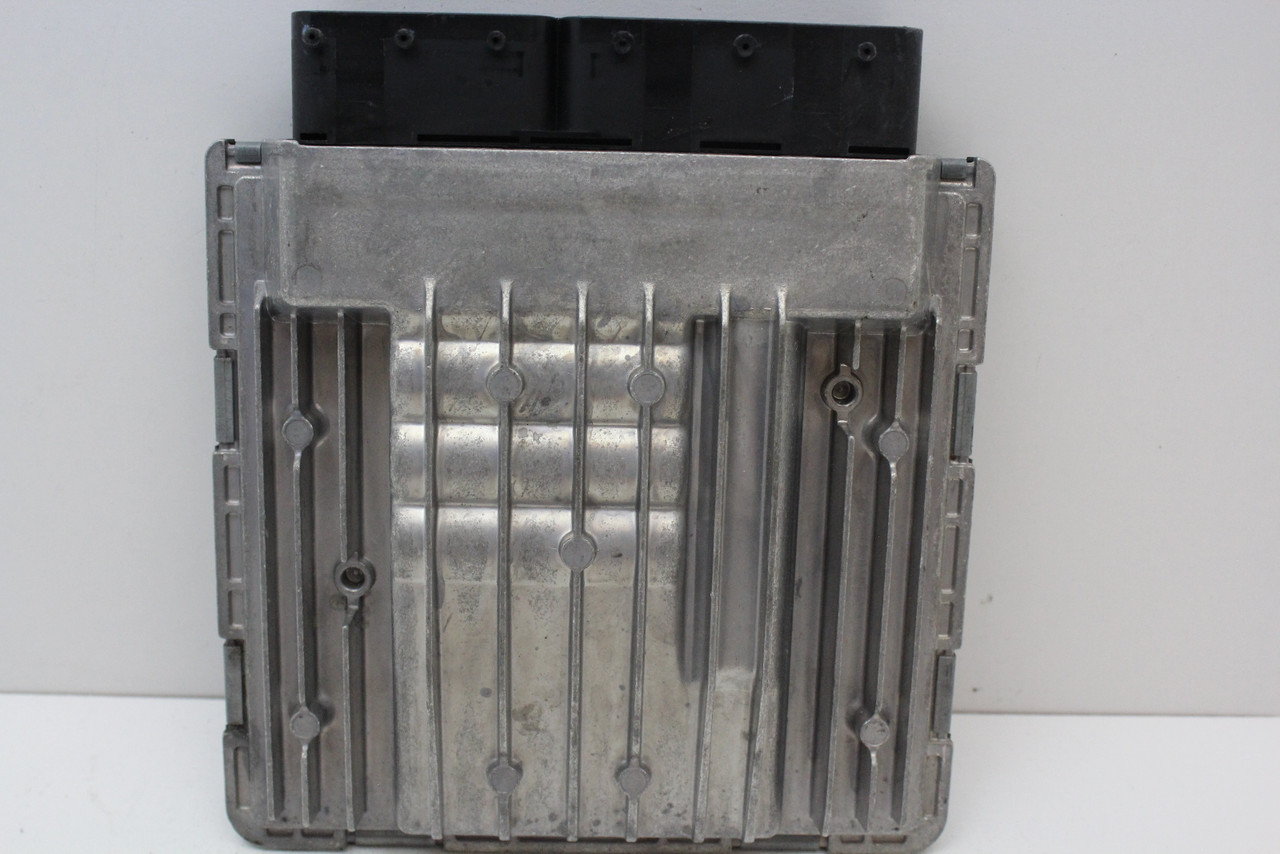 06 07 BMW 530I 7 567 178 Computer Brain Engine Control ECU ECM EBX Module
