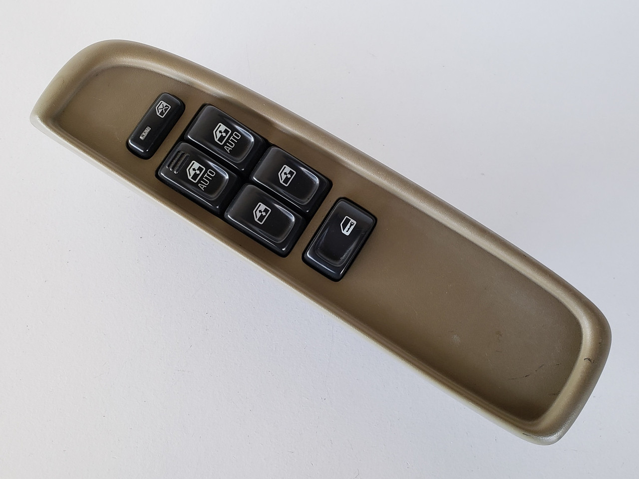 02-04 Olds Bravada 15180107 Drivers Side Left Master Window Switch OEM