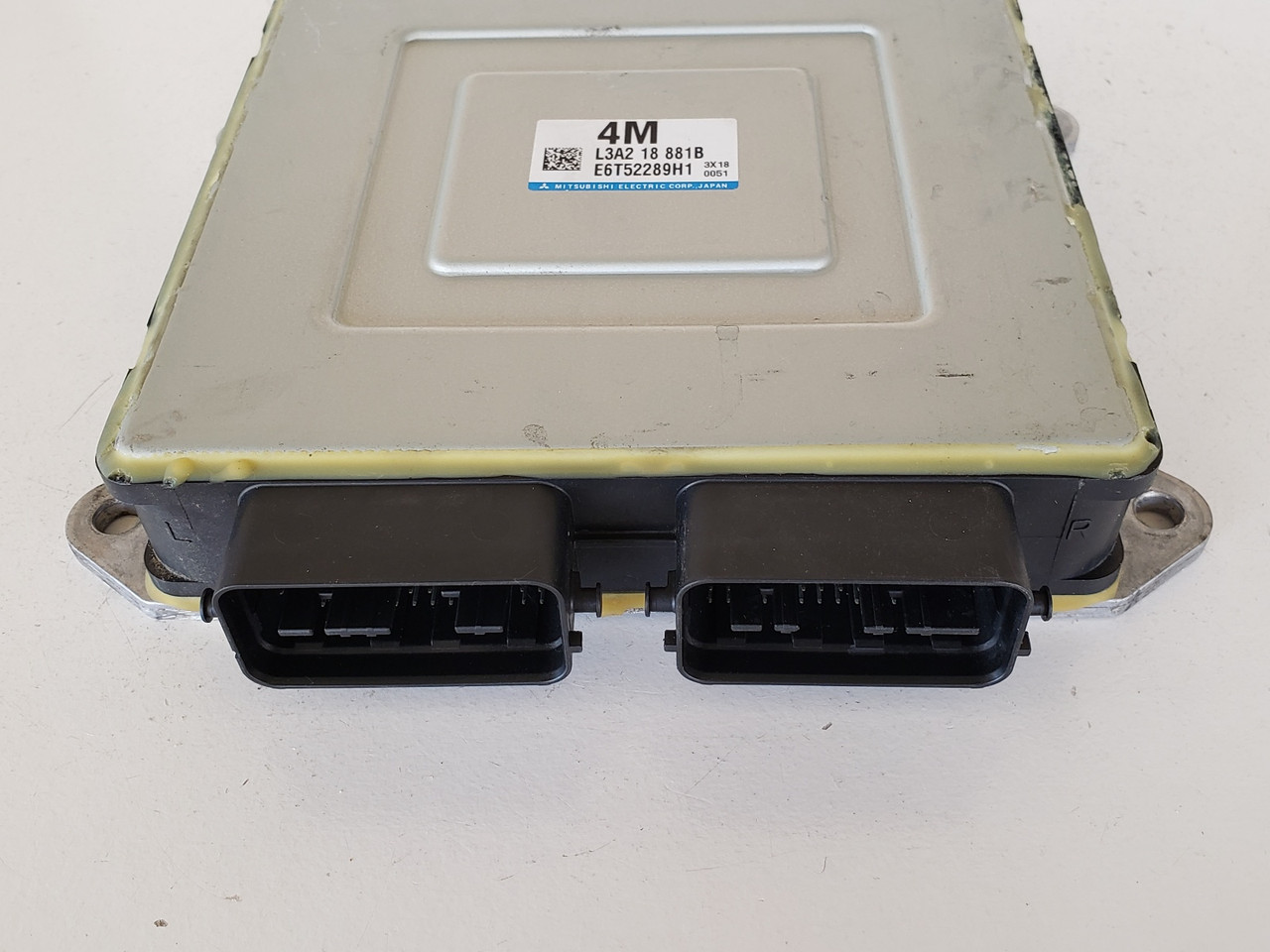 2004 Mazda 3 L3A2 18 881B Computer Brain Engine Control ECU ECM EBX Module