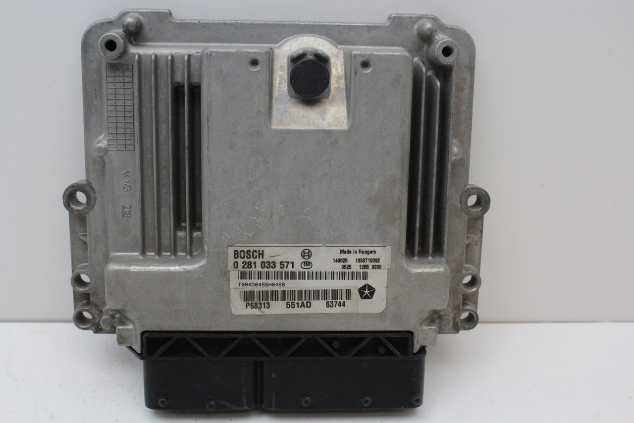 17 2017 Dodge Promaster 1500 P68313551AD Computer Engine Control ECU ECM Module