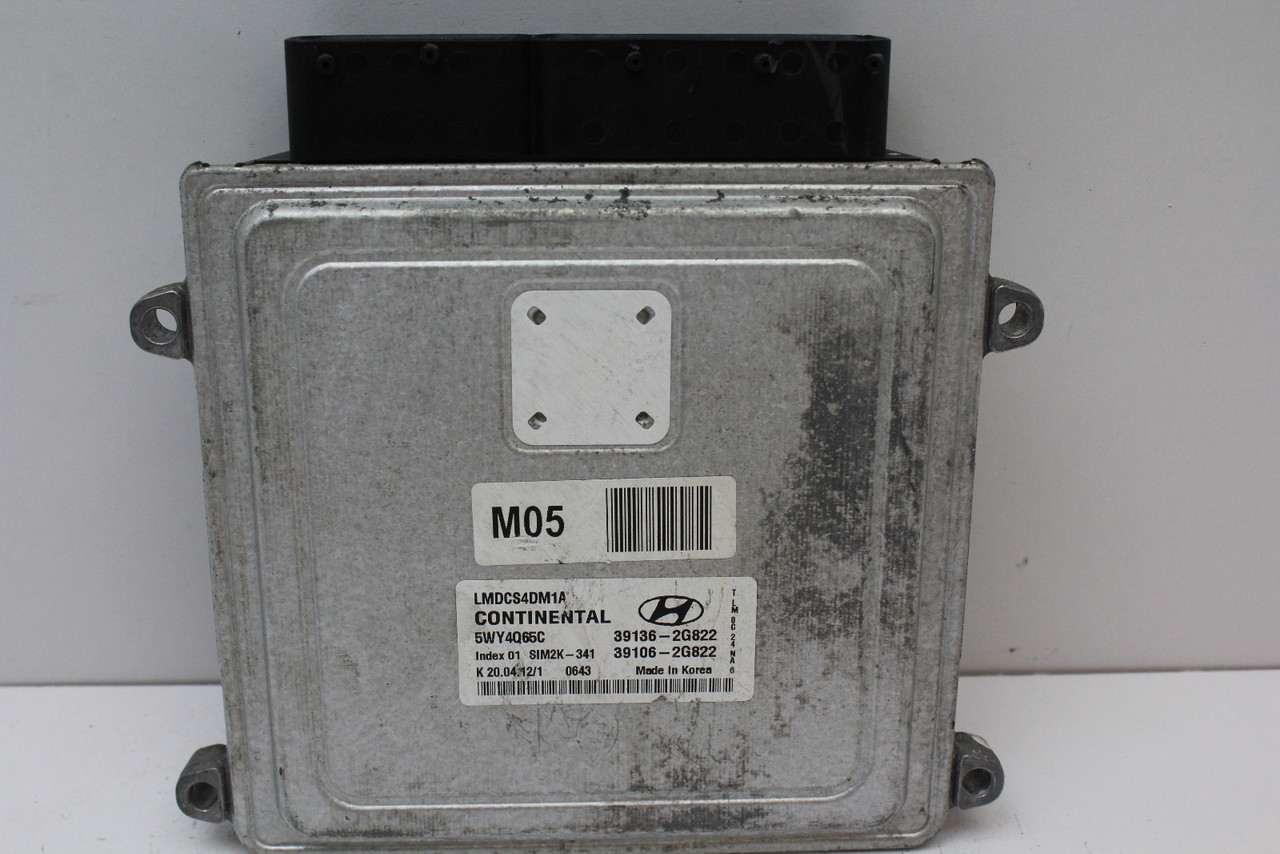 10-13 Tucson 39106-2G822 Computer Brain Engine Control ECU ECM EBX