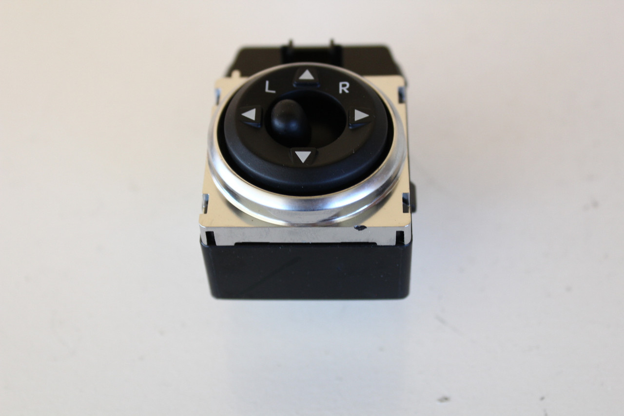 14 15 Hyundai Elantra Sedan Drivers Side Left Master Window Switch OEM