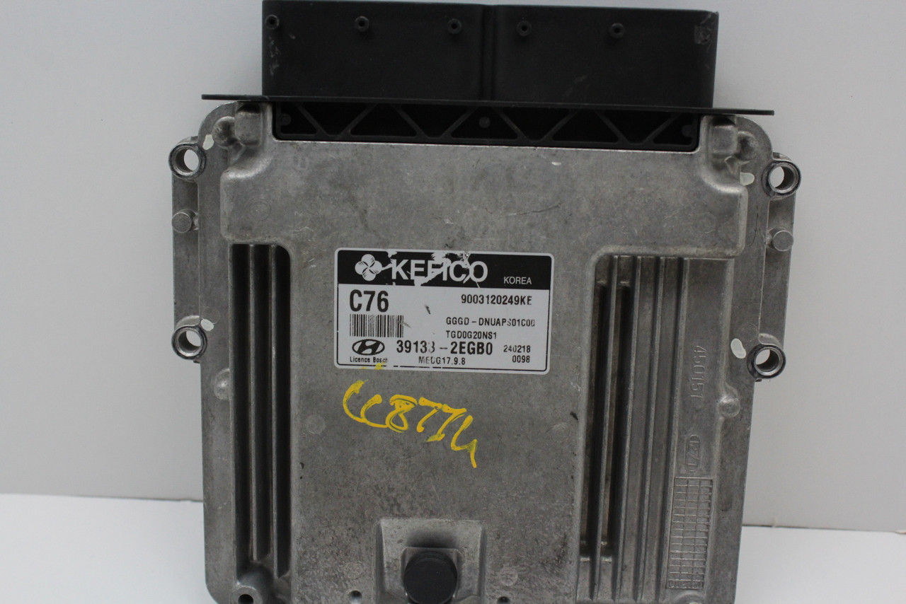 2014 14 Hyundai Elantra 2.0L 39133-2EGB0 Computer Engine Control ECU ECM Module