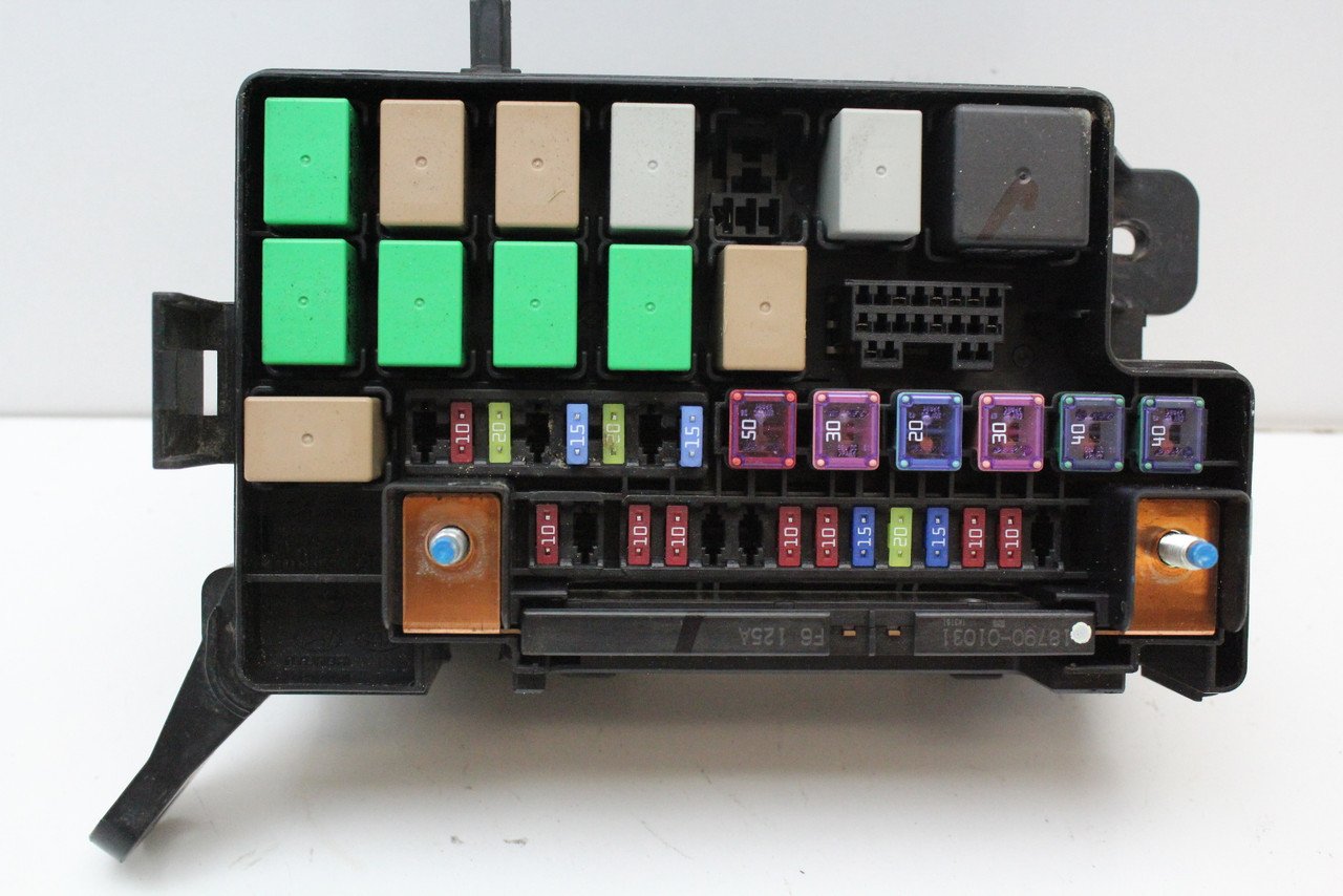 12 13 Kia Soul 91407 2K 140 Fusebox Fuse Box Relay Unit Module