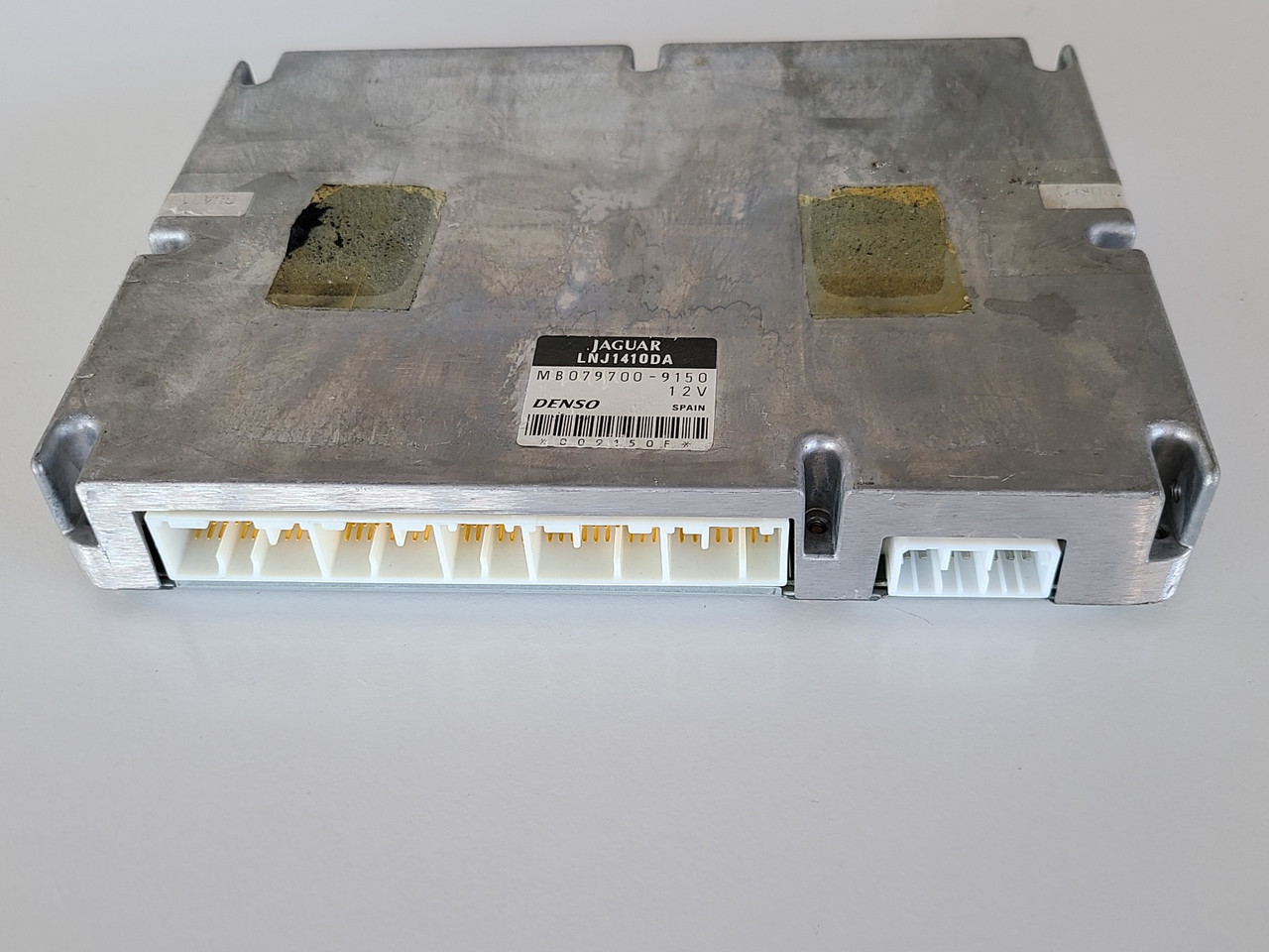 2000-2003 Jaguar XJ8 LNJ1410DA Computer Brain Engine Control ECU ECM EBX Module