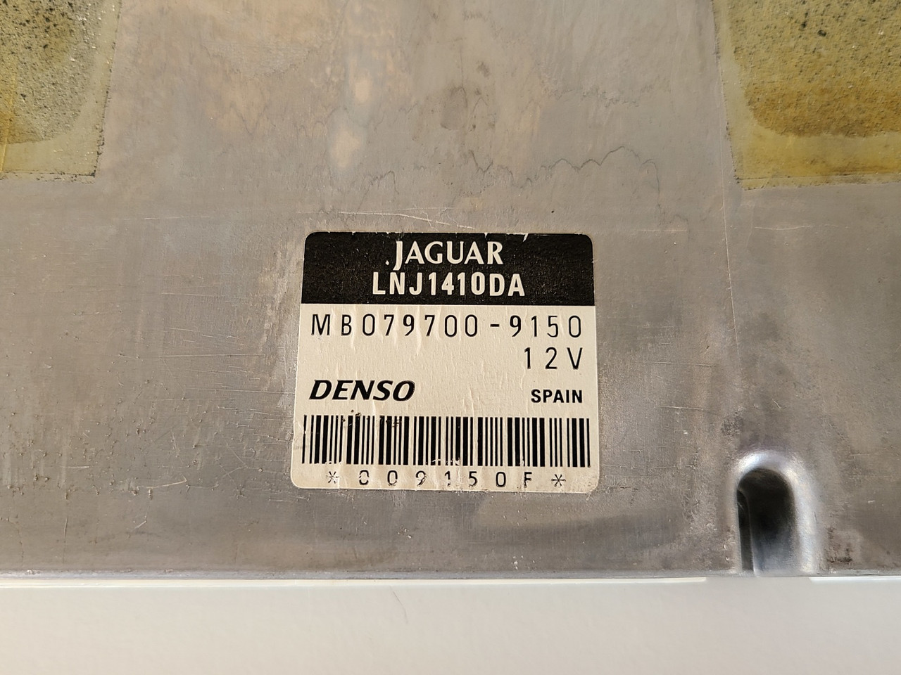 2000-2003 Jaguar XJ8 LNJ1410DA Computer Brain Engine Control ECU ECM EBX Module