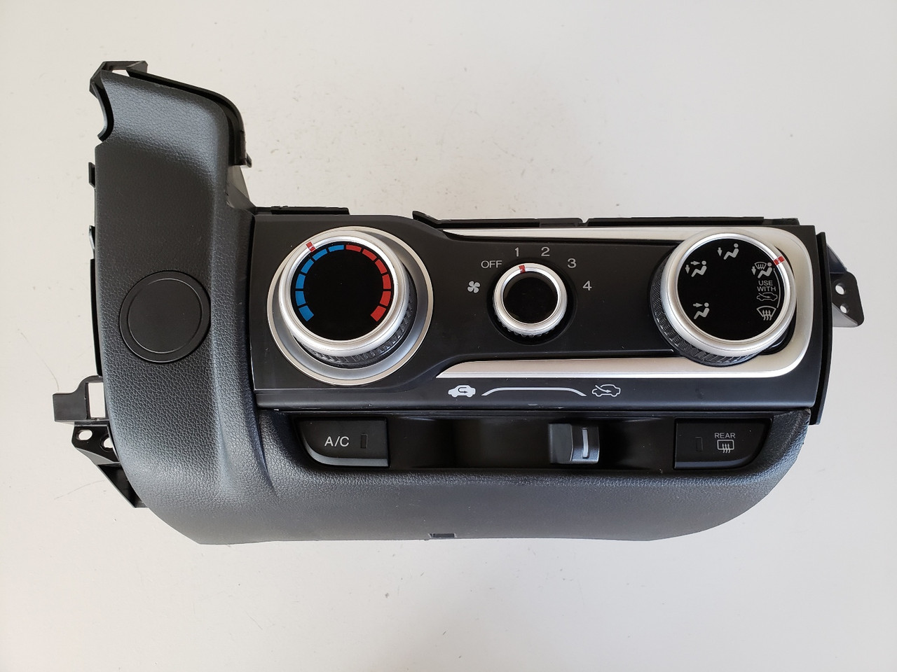 15 16 17 Honda Fit Climate Control Panel Temperature Unit A/C Heater 15 16 17 Honda Fit Climate Control Panel Temperature Unit A/C Heater