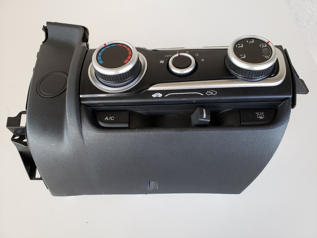 15 16 17 Honda Fit Climate Control Panel Temperature Unit A/C Heater 15 16 17 Honda Fit Climate Control Panel Temperature Unit A/C Heater