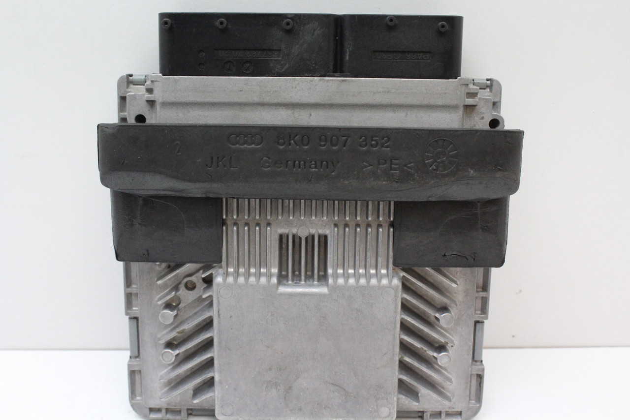 2010 10 Audi Q5 3.2L 8R0 907 559 E Computer Brain Engine Control ECU ECM Module 2010 10 Audi Q5 3.2L 8R0 907 559 E Computer Brain Engine Control ECU ECM Module