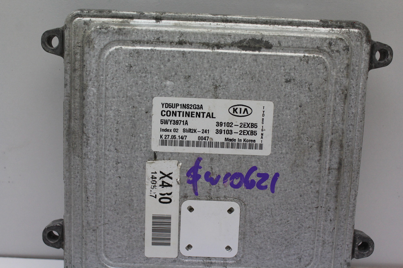 2015 15 Kia Forte 39103-2EXB5 Computer Brain Engine Control ECU ECM EBX Module