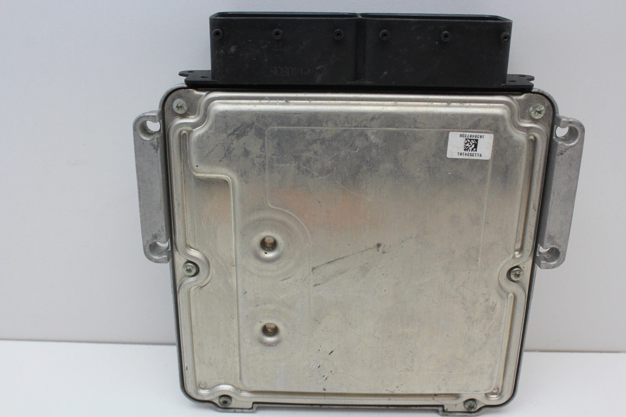 15 2015 Kia Forte 39131-2EYB5 Computer Brain Engine Control ECU ECM EBX Module