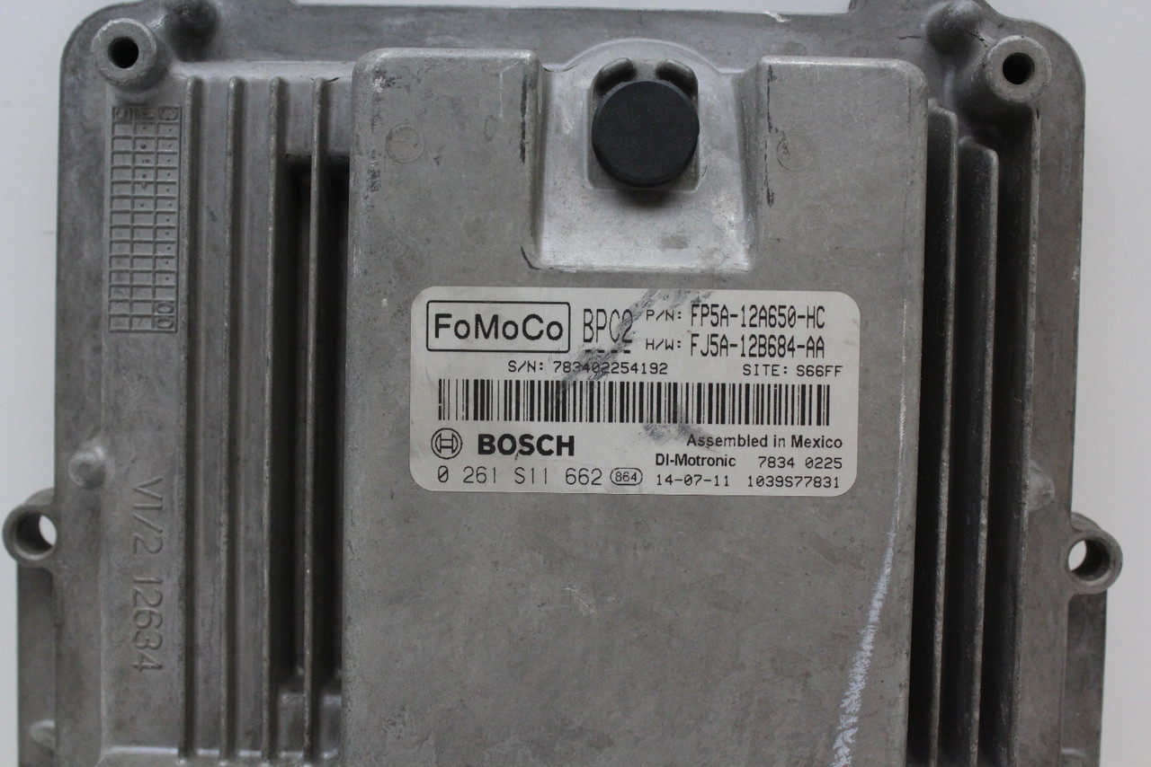 15 2015 Lincoln MKZ 2.0L FP5A-12A650-HC Computer Engine Control ECU ECM Module