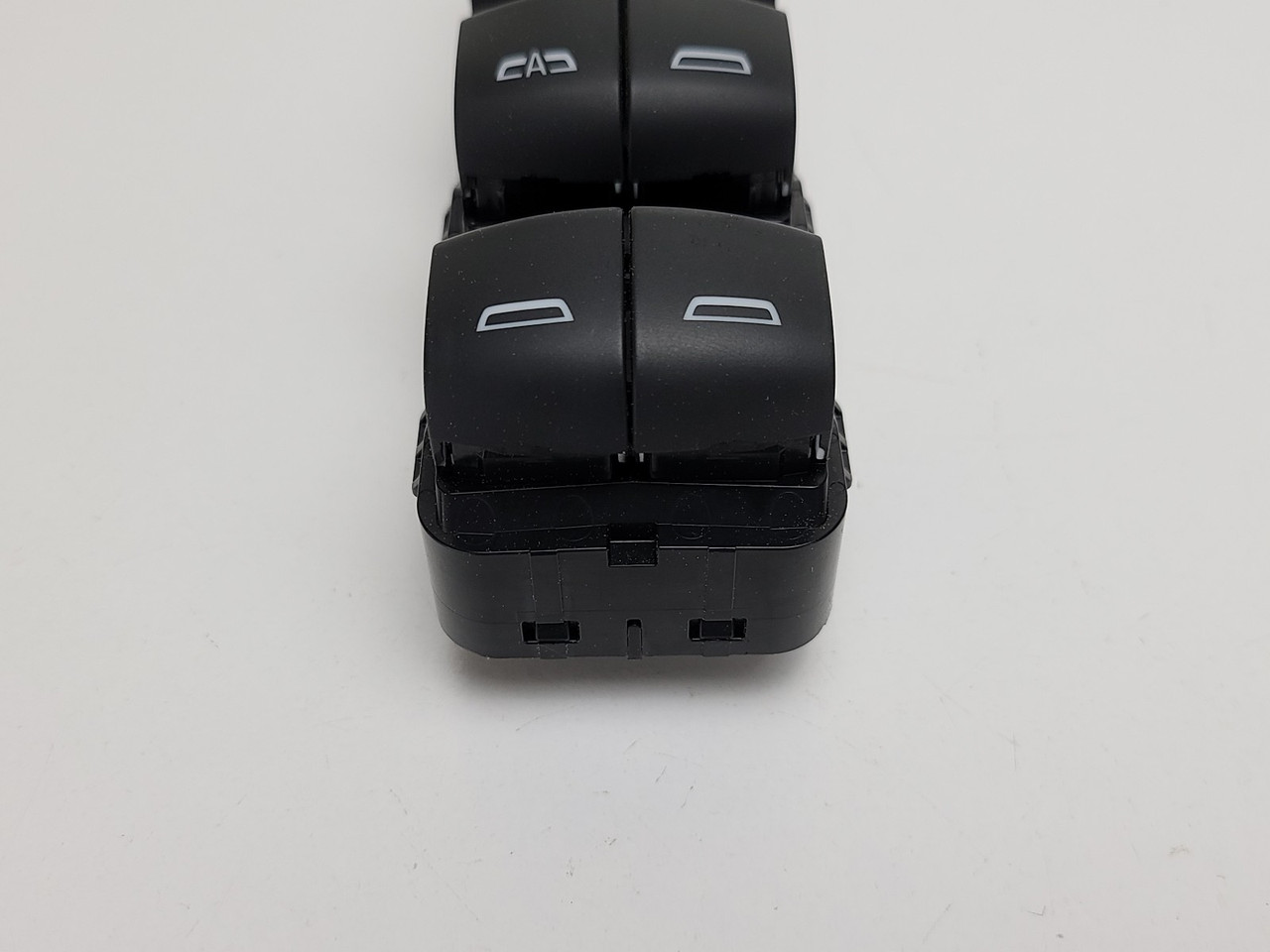 19 Gmc Sierra 1500 84139693 Drivers Side Left Master Window Switch OEM 19 Gmc Sierra 1500 84139693 Drivers Side Left Master Window Switch OEM