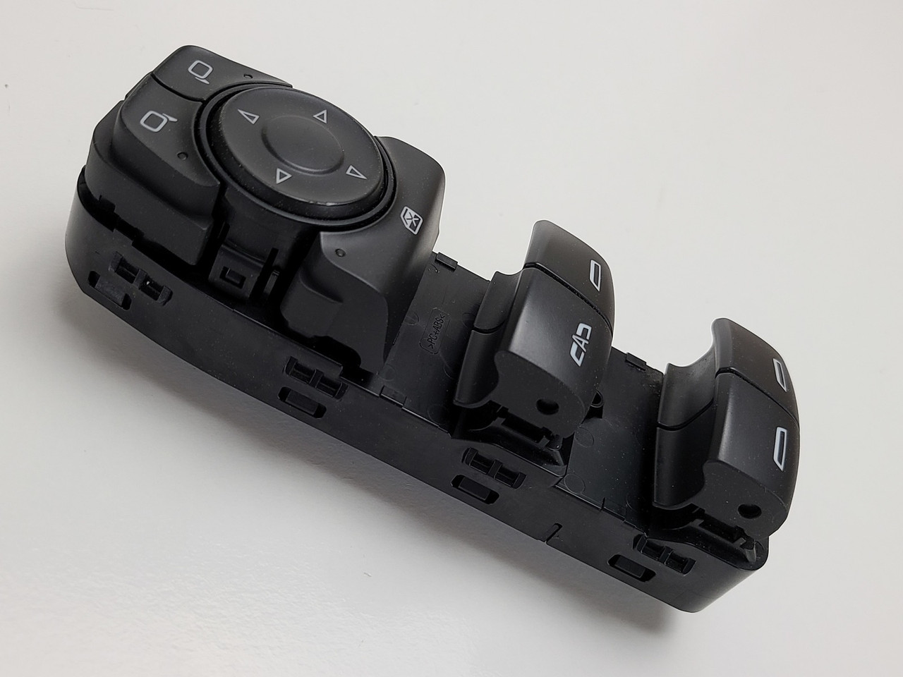 19 Gmc Sierra 1500 84139693 Drivers Side Left Master Window Switch OEM 19 Gmc Sierra 1500 84139693 Drivers Side Left Master Window Switch OEM